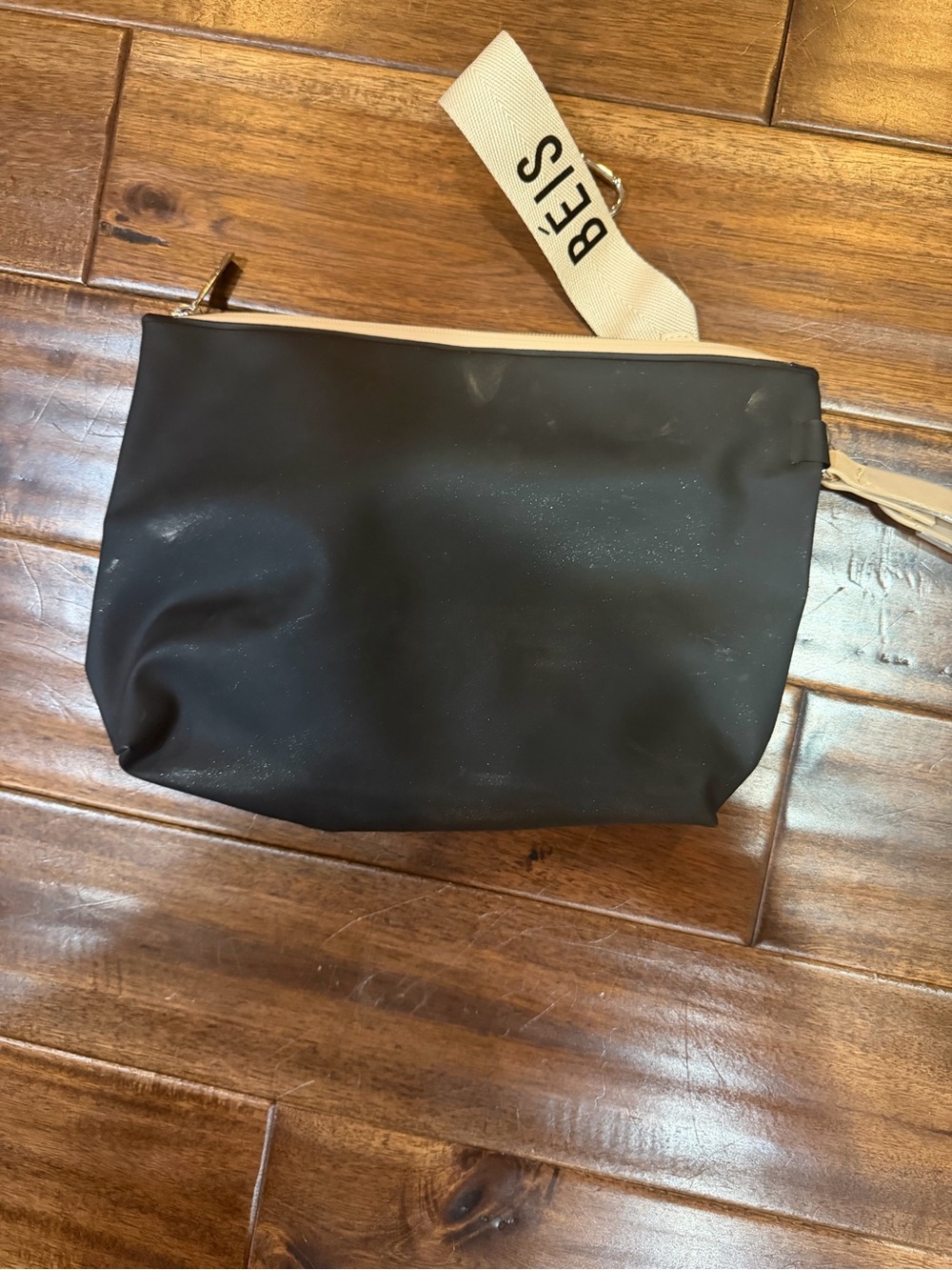 BÉIS Black Cosmetic Pouch with Cream Trim - Picture 3 of 3
